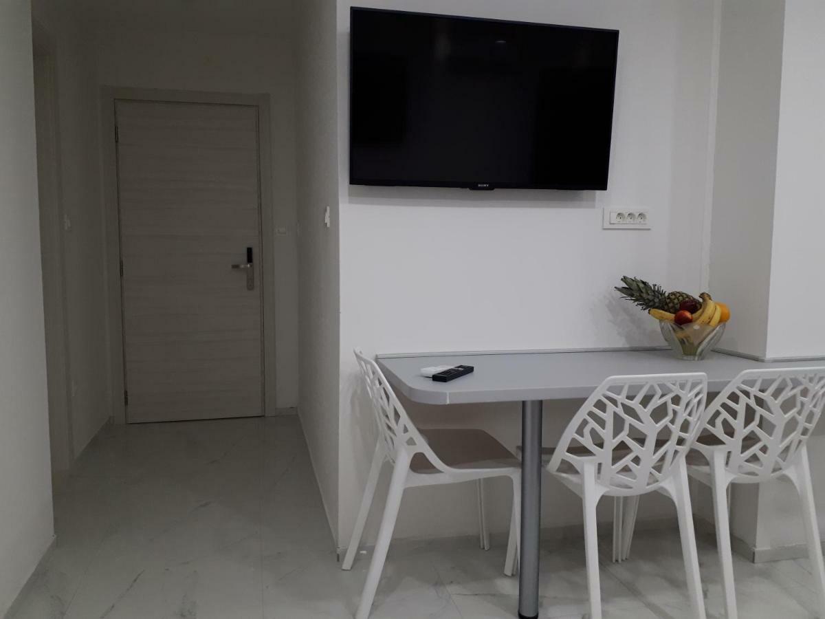 Apartma Roso